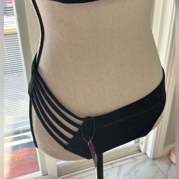 Elle Black Two Piece Contour Bikini, L, Adore Me - Picture 5 of 12